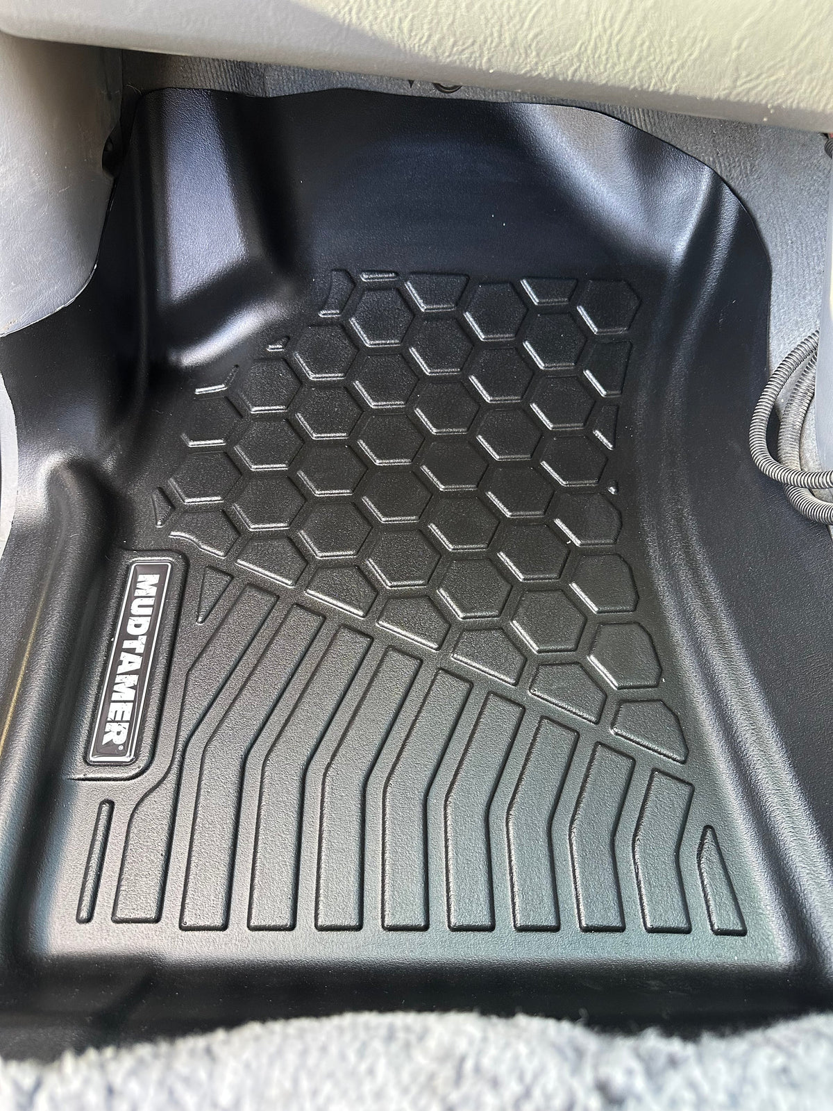 Mudtamer Floor Mats Front Set For Toyota N70 Hilux 2005-2011 Hook Clips