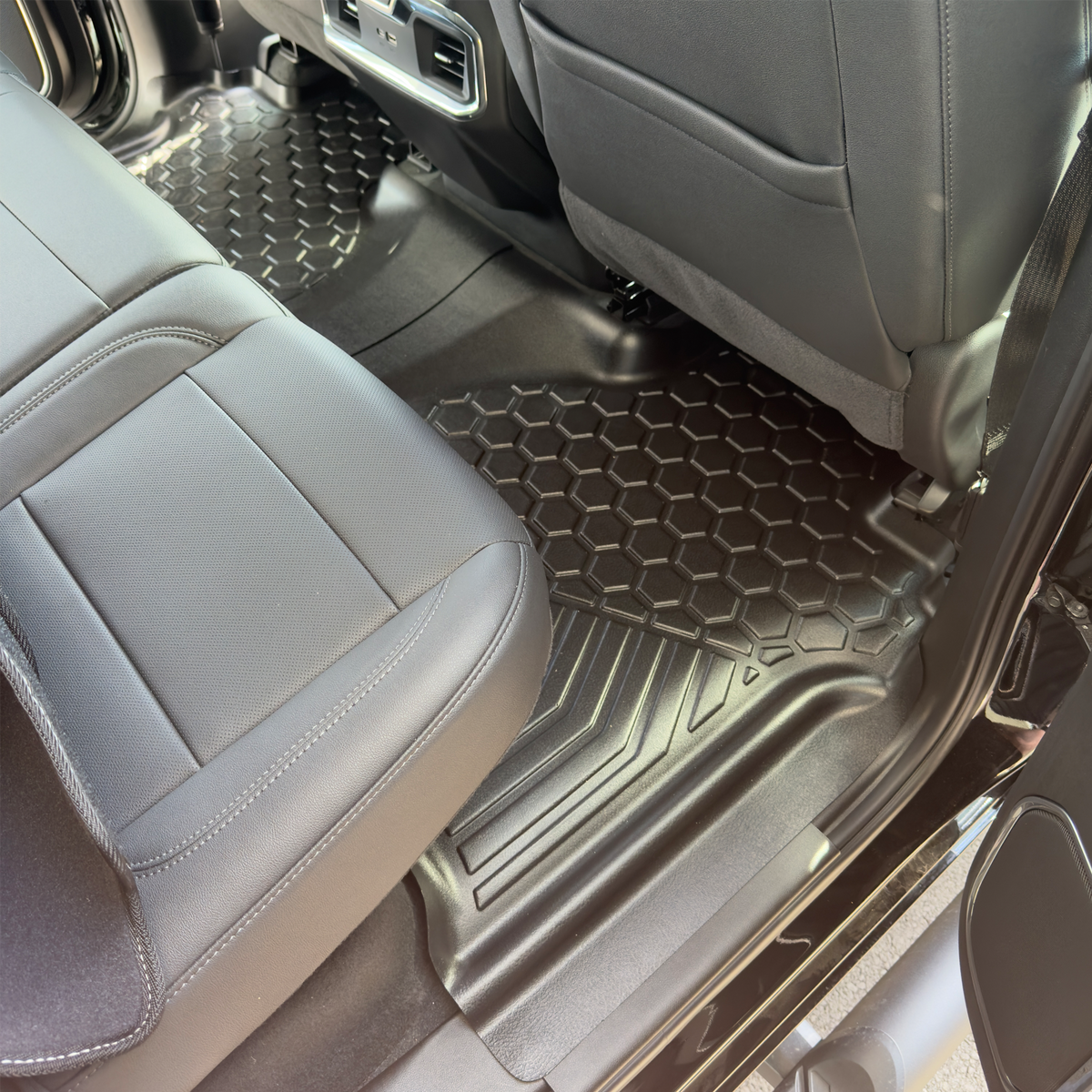 Mudtamer Floor Mats Rear Set For Chevrolet Silverado 1500 2020-2026 2500 2021-2026