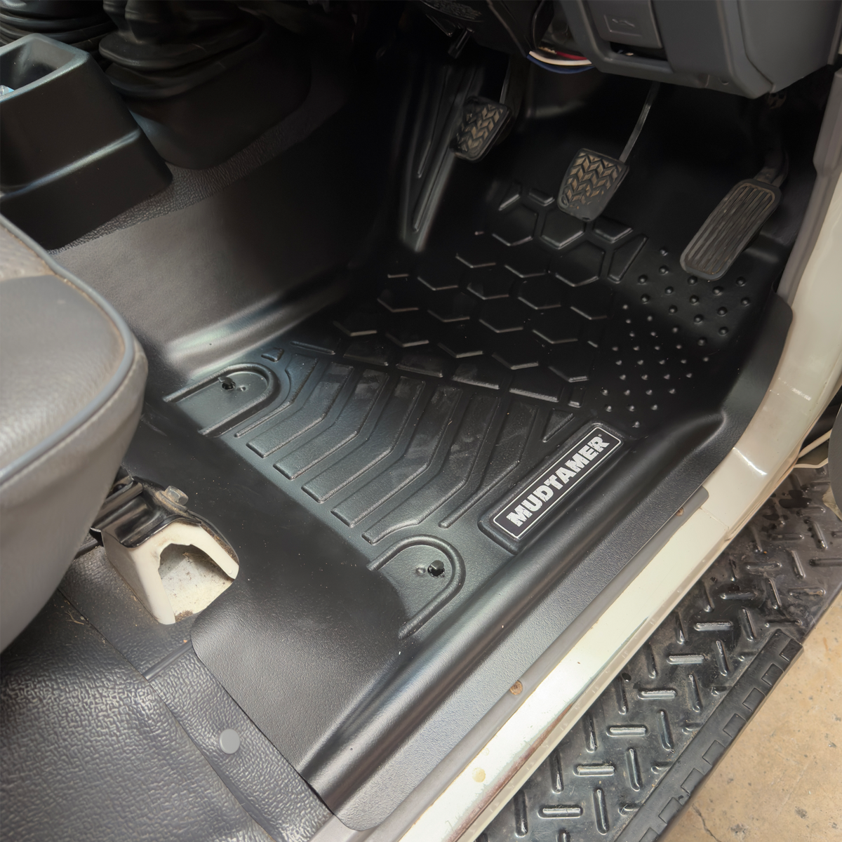 Mudtamer Floor Mats Front Set For Toyota Landcruiser 79 Series 1999-2016 Hook Clip